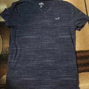 Hollister v-neck tee